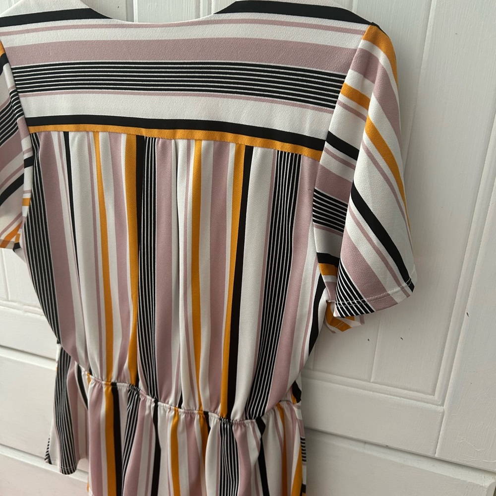 NWOT FAITH AND JOY by Monteau Multicolor Striped V-Neck Top w/Capped Sleeves - Picture 11 of 16